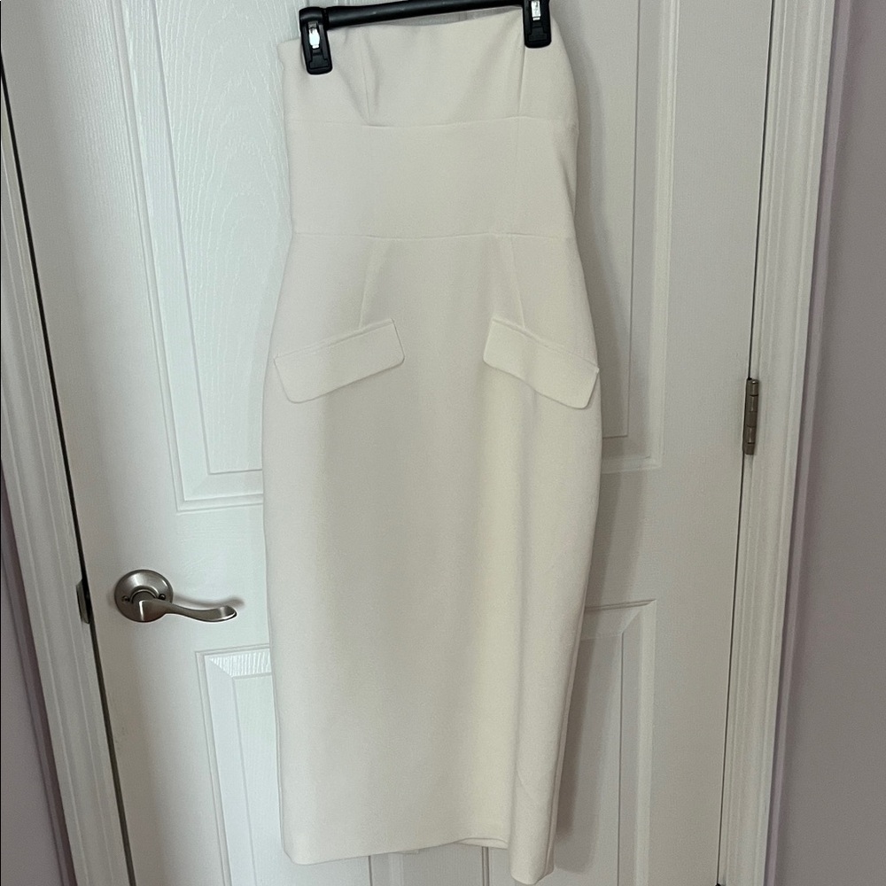 Babyboo Elegant White Strapless Dress - Picture 2 of 4